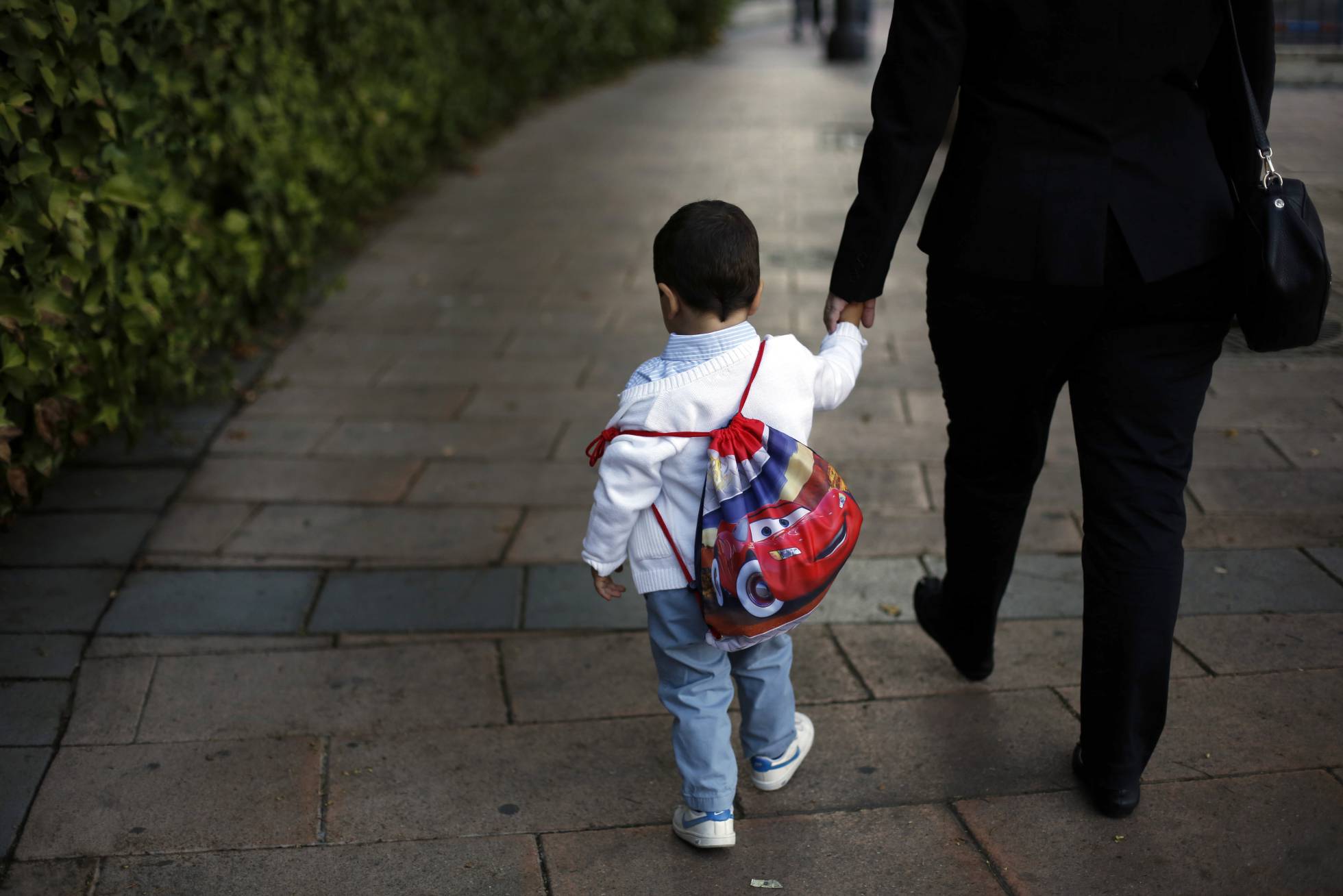 El TSJ reconoce a un Guardia Civil el derecho a percibir el complemento de  maternidad porque su denegación es una discriminación hacia el hombre